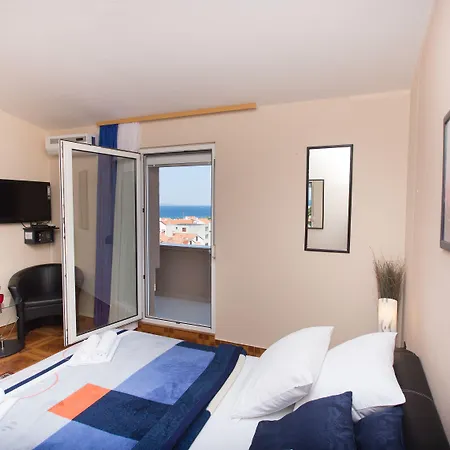 Valentina Aparthotel 3*