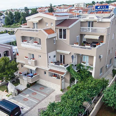 Valentina Aparthotel 3*