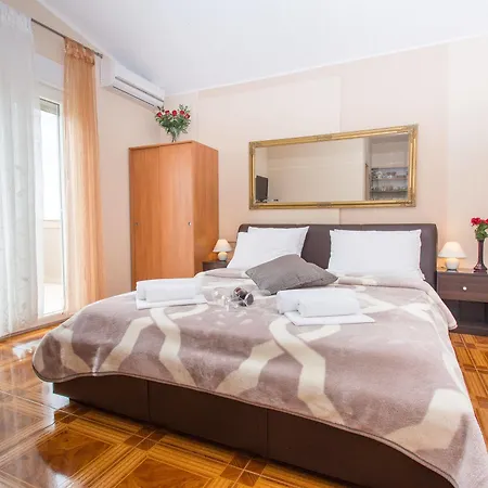 Aparthotel Valentina Zara