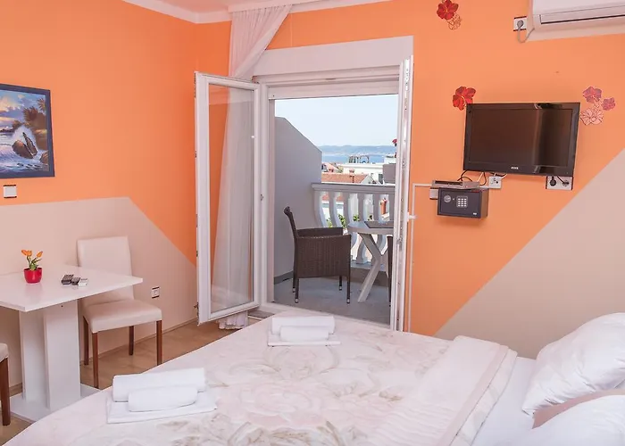 Aparthotel Valentina 3*