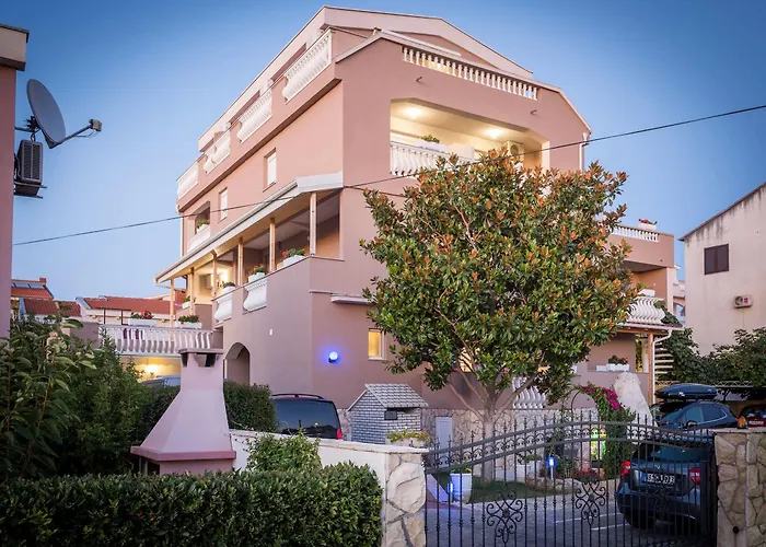 Valentina זאדאר