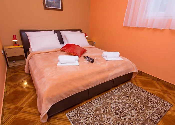 Valentina מלון דירות