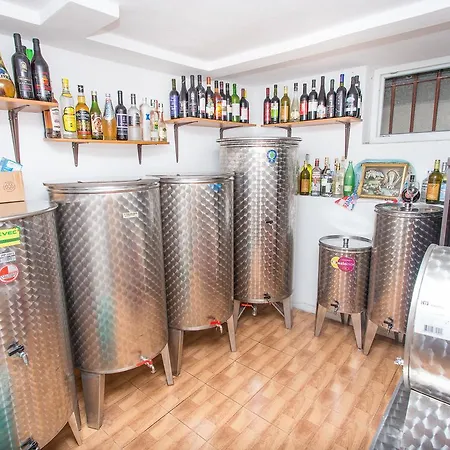 Lägenhetshotell Valentina 3*