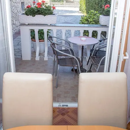 Valentina Apartmanhotel 3*