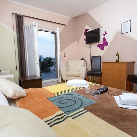 Apartmanhotel Valentina 3*