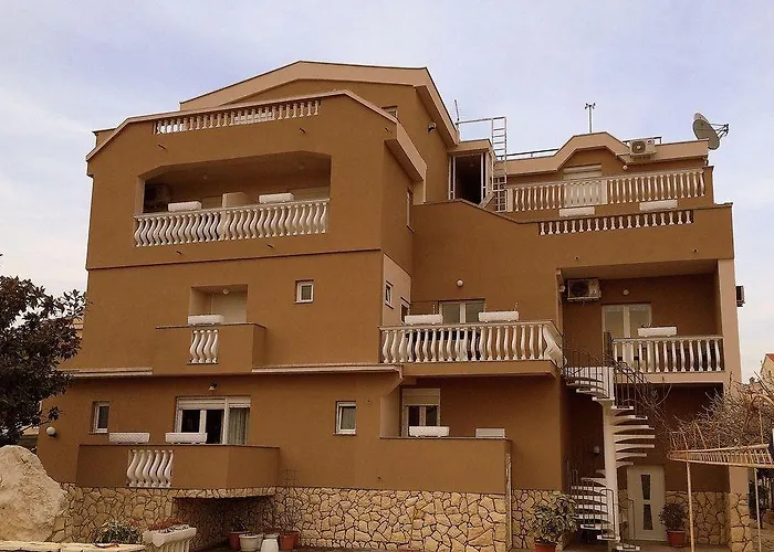 Valentina 3* Задар