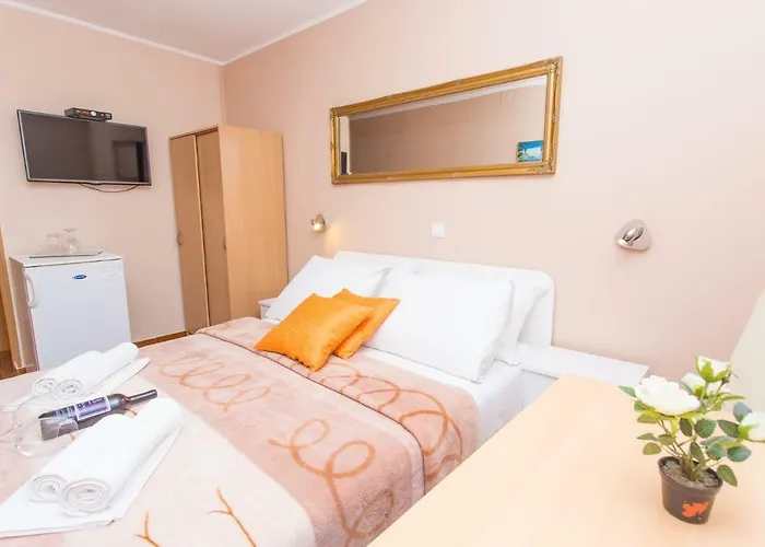 Valentina Aparthotel