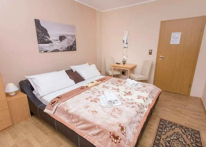 Lägenhetshotell Valentina 3*